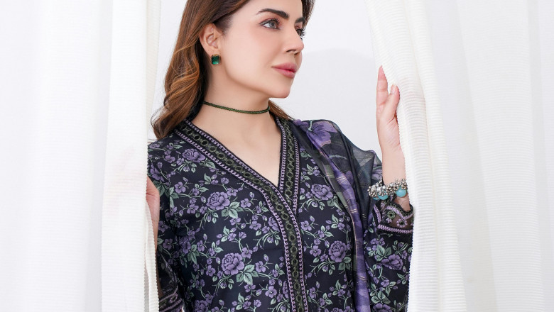 Top 10 Pakistani Wedding Dresses That Are Pure Royalty