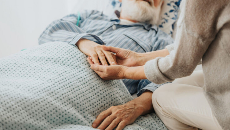 How End of Life Care in Las Vegas Supports Patients and Loved Ones