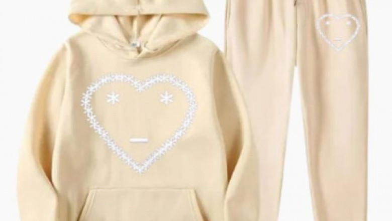 How to Style Your Carsicko Hoodie Like a Pro