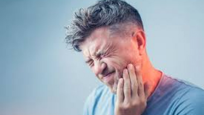 How Dentists Detect and Prevent Gum Disease Early