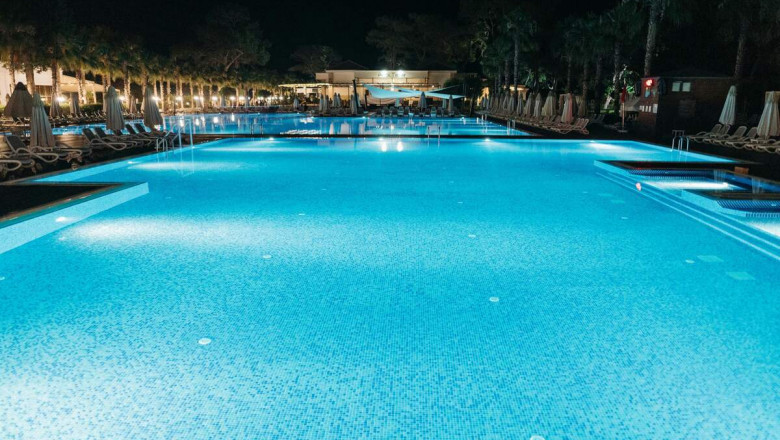 Comprehensive Pool Maintenance Guide by Leading Pool Builders in Knoxville