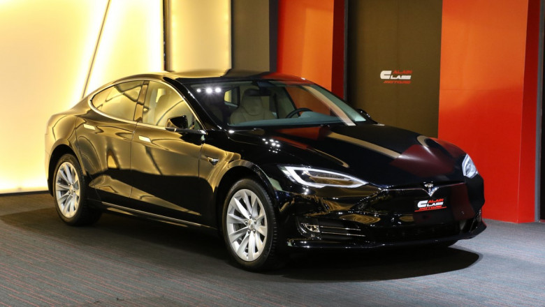 Unparalleled Luxury Chauffeur Service in NYC – Experience Elite Transportation with Famous Drive