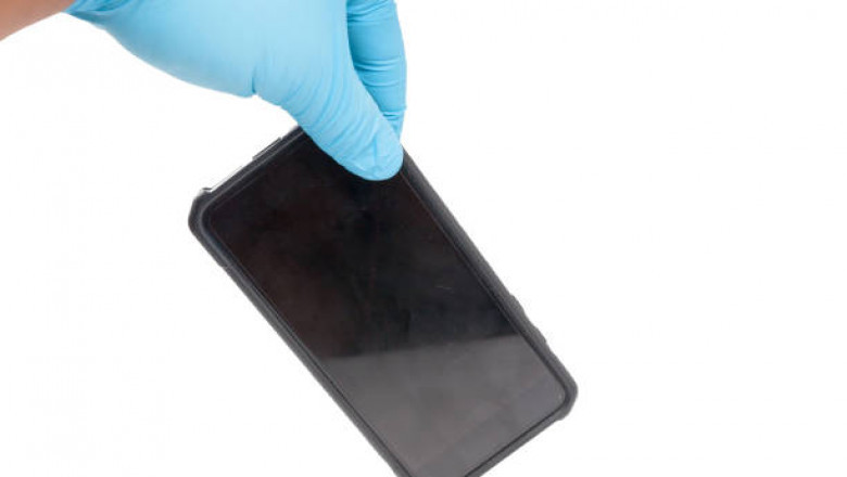 iPhone Screen Repair Chatham – Fast, Reliable & Affordable Service at Mega Fone