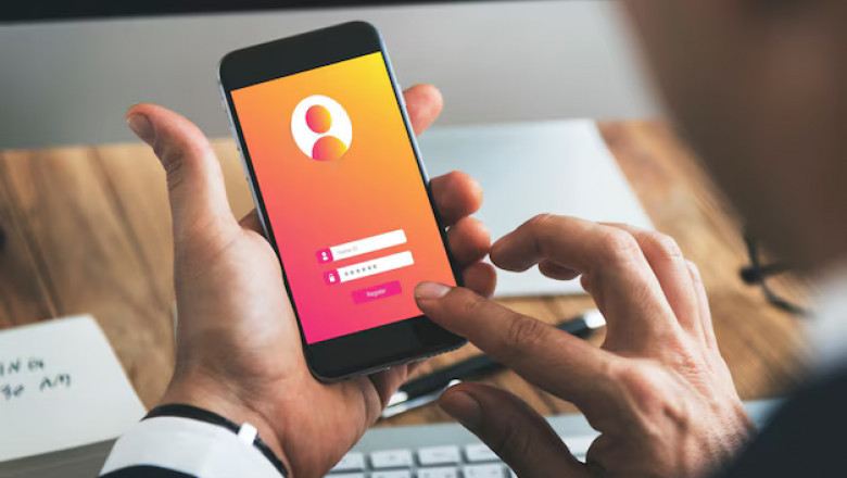 How Do OTP SMS Service Combat Fraud in Indian Banking?