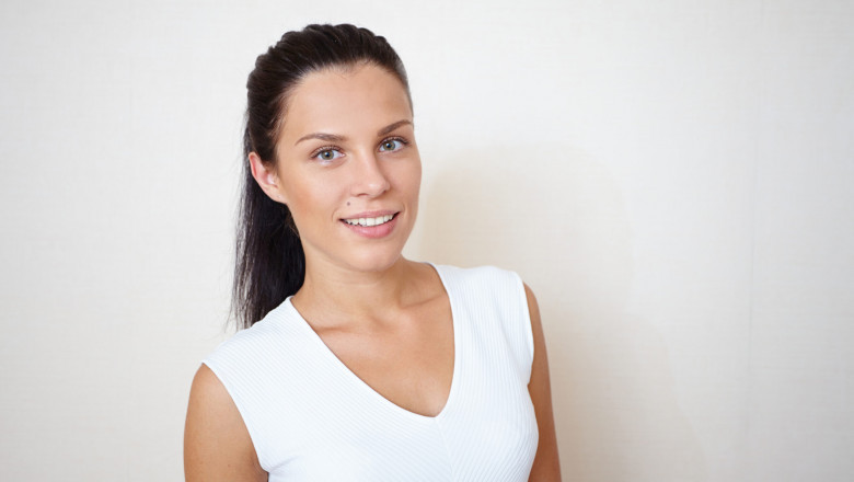 Best Plastic Surgeon in Dubai: Is Profhilo Safe for All Skin Types