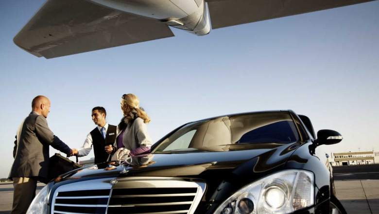 The Ultimate Journey: Premier Car Service LaGuardia to Boston