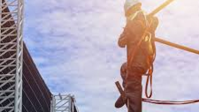 On-Site Working at Heights Training in Mississauga: Certified Safety Courses at Your Location