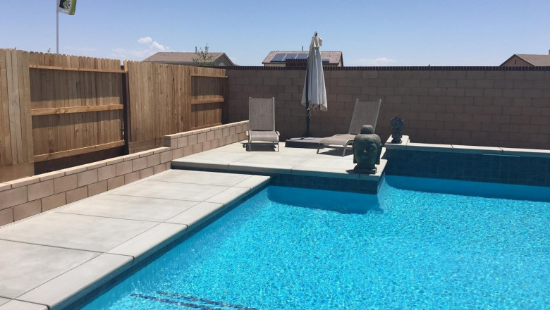 Bakersfield pool contractors